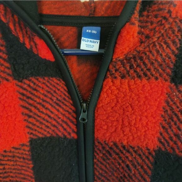 Old Navy Boys Hooded Plaid Jacket Black And Red - Picture 9 of 12